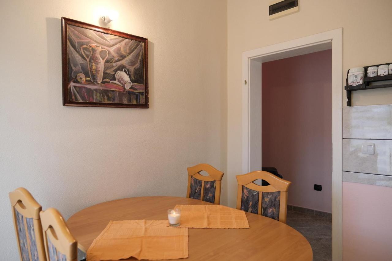 Apartments Jasmina Utjeha Zewnętrze zdjęcie