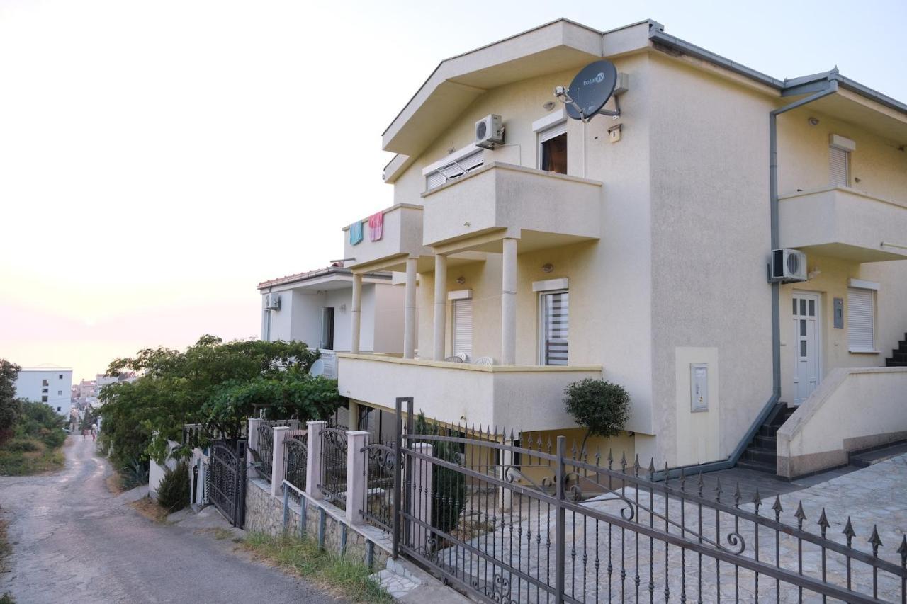 Apartments Jasmina Utjeha Zewnętrze zdjęcie