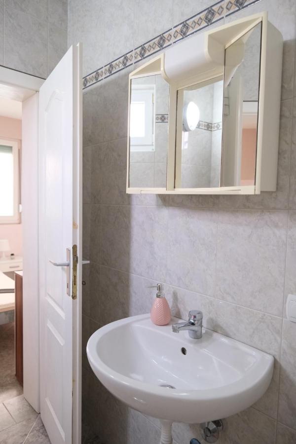 Apartments Jasmina Utjeha Zewnętrze zdjęcie
